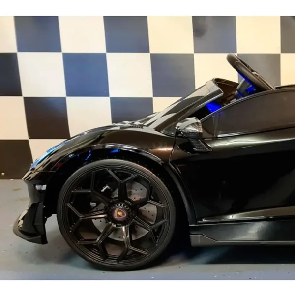 Lamborghini Aventador 24v SVJ licenciado –Negro