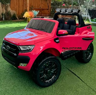 Ford Ranger  (con pantalla) - Fucsia y lila